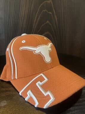 Texas Longhorns Hat Top Of The World One Fit Burnt Orange Cap NCAA Stretch Fit